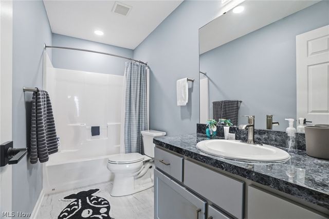1397 Searay Cove, Painesville Twp, OH 44077