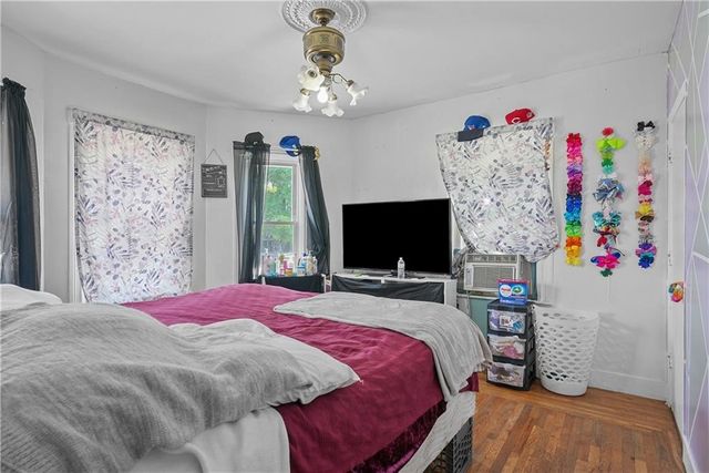 44 Winthrop Avenue, Providence, RI 02908