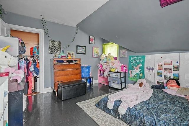44 Winthrop Avenue, Providence, RI 02908