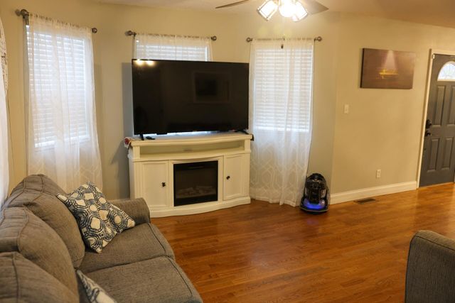 504 Romans Road, London, KY 40741