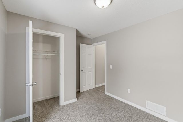 605 Le Hillier Street, Mankato, MN 56001