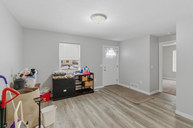 605 Le Hillier Street, Mankato, MN 56001