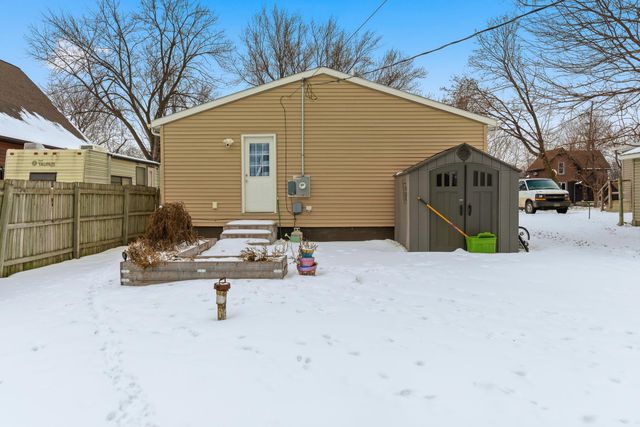 605 Le Hillier Street, Mankato, MN 56001