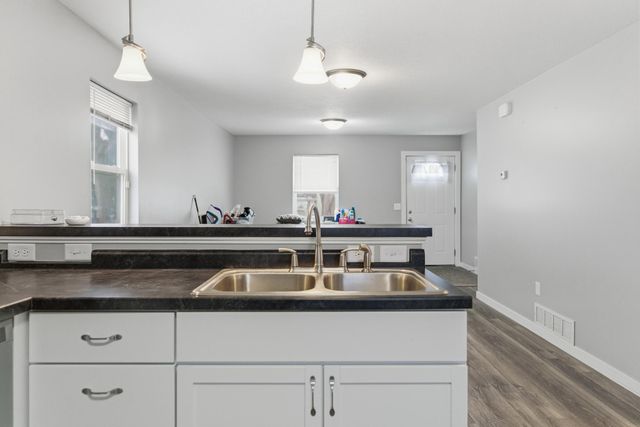 605 Le Hillier Street, Mankato, MN 56001