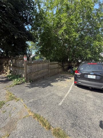 125 Pleasant Street 1, Providence, RI 02906