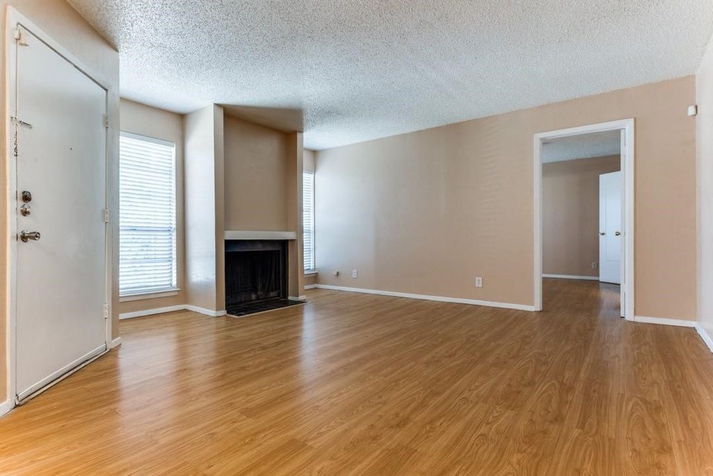 919 S Weatherred Drive 205, Richardson, TX 75080