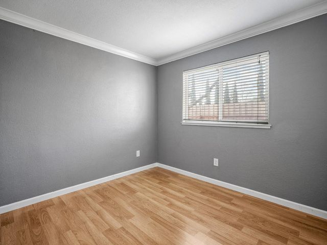 8580 Villaview Dr, Citrus Heights, CA 95621