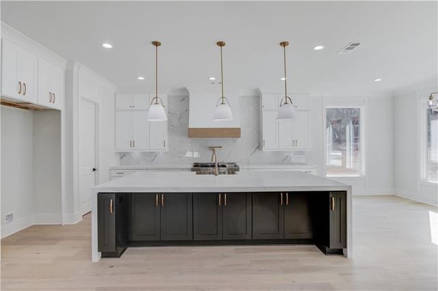 1453 Dee Kennedy Road, Hoschton, GA 30548