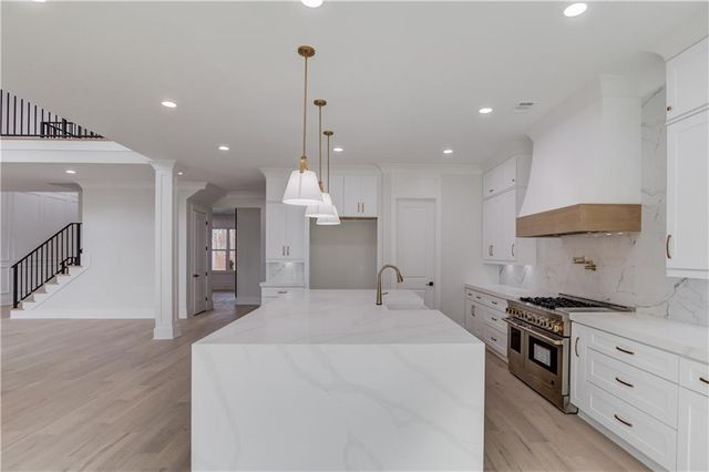 1453 Dee Kennedy Road, Hoschton, GA 30548