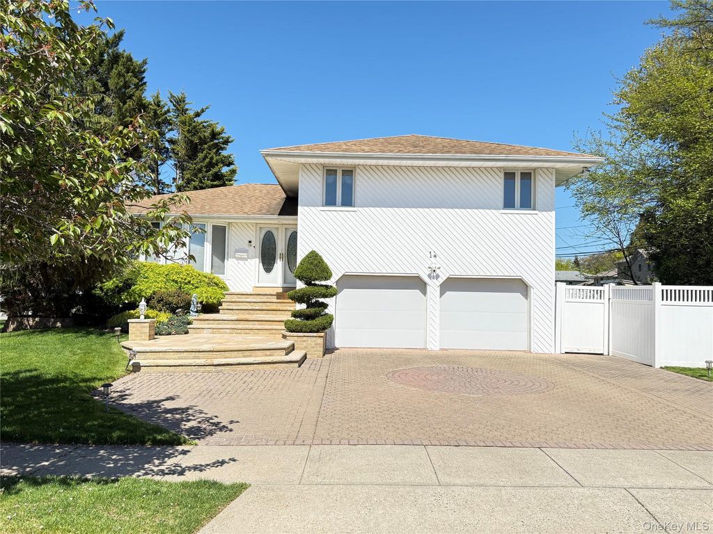 14 Millpond, Jericho, NY 11753