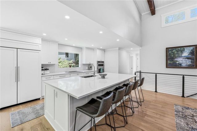 5973 Nachoochee Trail, Flowery Branch, GA 30542