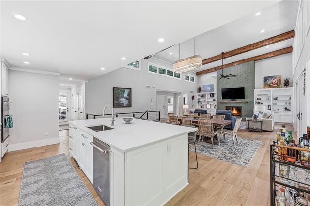 5973 Nachoochee Trail, Flowery Branch, GA 30542