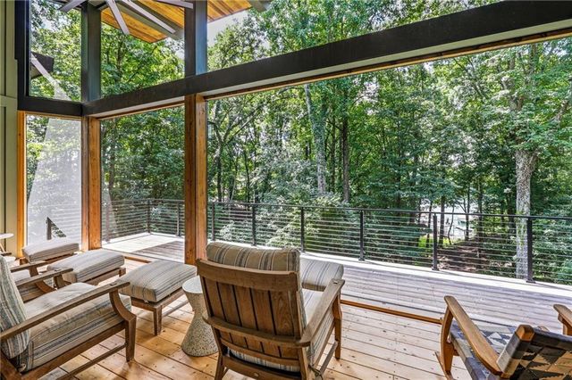 5973 Nachoochee Trail, Flowery Branch, GA 30542