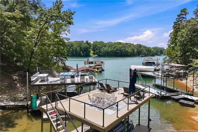 5973 Nachoochee Trail, Flowery Branch, GA 30542