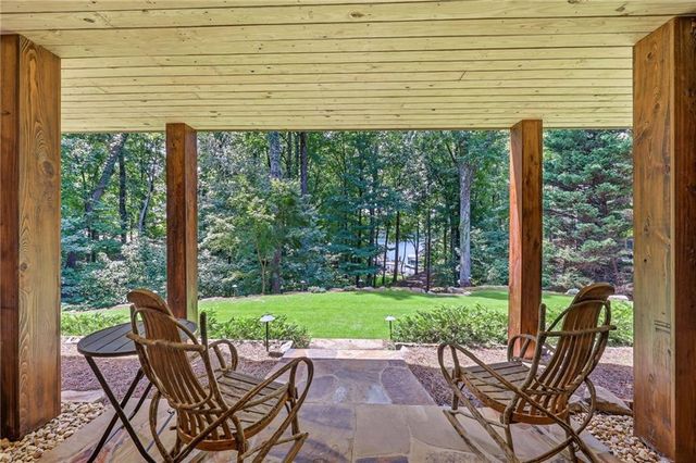 5973 Nachoochee Trail, Flowery Branch, GA 30542