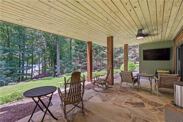 5973 Nachoochee Trail, Flowery Branch, GA 30542