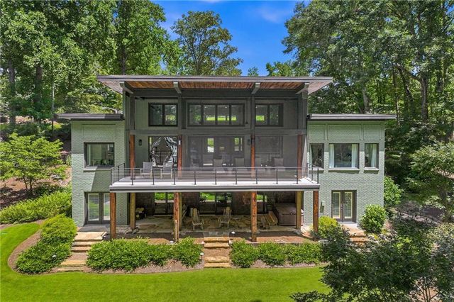 5973 Nachoochee Trail, Flowery Branch, GA 30542