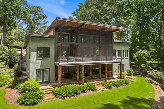 5973 Nachoochee Trail, Flowery Branch, GA 30542