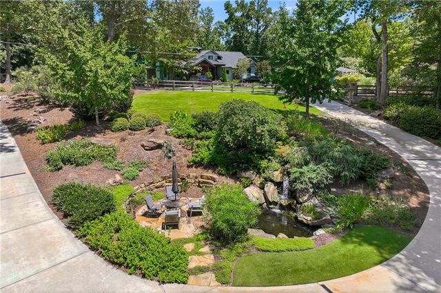 5973 Nachoochee Trail, Flowery Branch, GA 30542