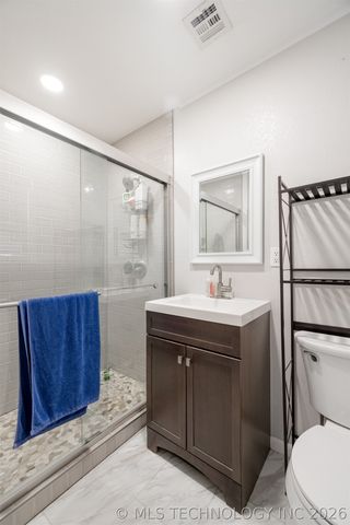 5709 E 24th Street, Tulsa, OK 74114