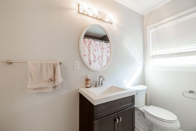 5709 E 24th Street, Tulsa, OK 74114