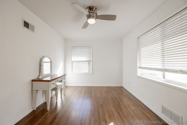 5709 E 24th Street, Tulsa, OK 74114