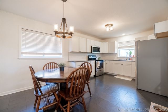 5709 E 24th Street, Tulsa, OK 74114