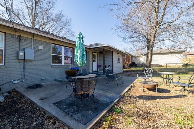 5709 E 24th Street, Tulsa, OK 74114