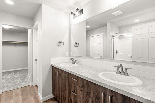 469 Waverly Ave, Middleton, ID 83644
