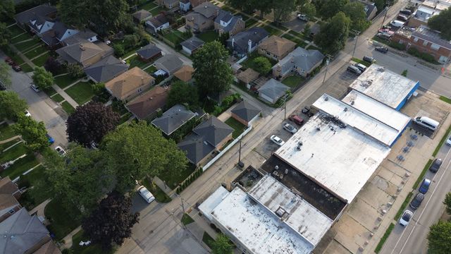 8344 Kedvale Avenue, Skokie, IL 60076