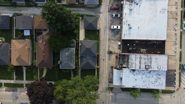 8344 Kedvale Avenue, Skokie, IL 60076