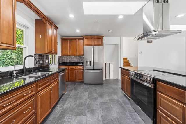 8344 Kedvale Avenue, Skokie, IL 60076