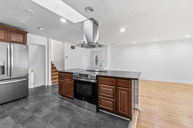 8344 Kedvale Avenue, Skokie, IL 60076