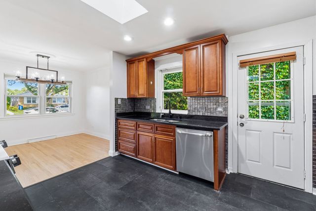 8344 Kedvale Avenue, Skokie, IL 60076