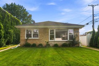 8344 Kedvale Avenue, Skokie, IL 60076