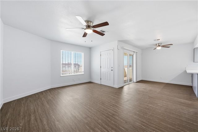 6952 Issac Avenue, Las Vegas, NV 89156