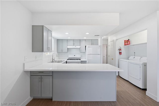 6952 Issac Avenue, Las Vegas, NV 89156