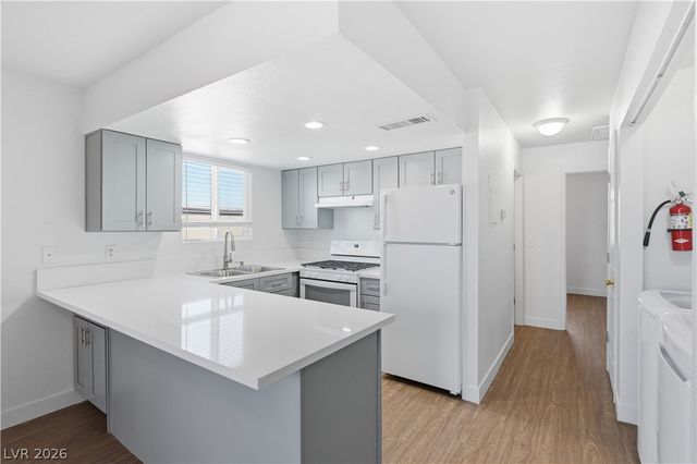6952 Issac Avenue, Las Vegas, NV 89156