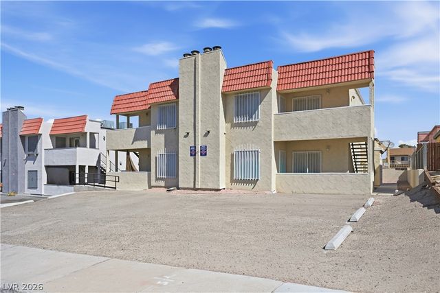 6952 Issac Avenue, Las Vegas, NV 89156