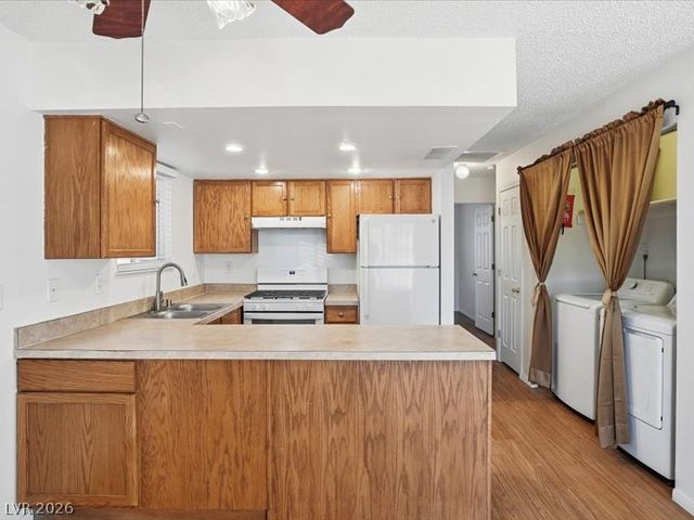 6952 Issac Avenue, Las Vegas, NV 89156