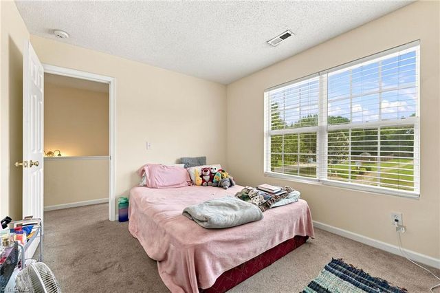 7027 Hill N Dale Drive, Kernersville, NC 27284
