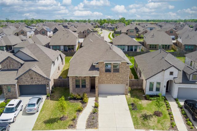 8714 Windsong Trail Dr, Missouri City, TX 77459