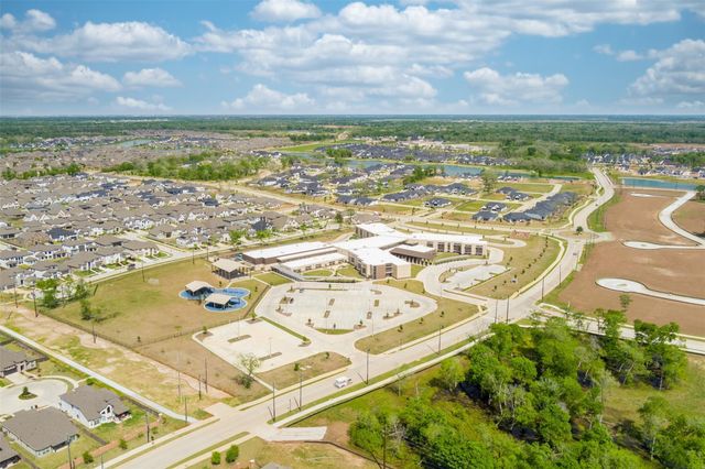 8714 Windsong Trail Dr, Missouri City, TX 77459