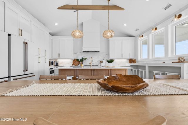 354 E First Street, Ocean Isle Beach, NC 28469