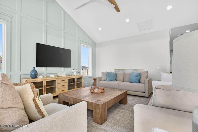354 E First Street, Ocean Isle Beach, NC 28469