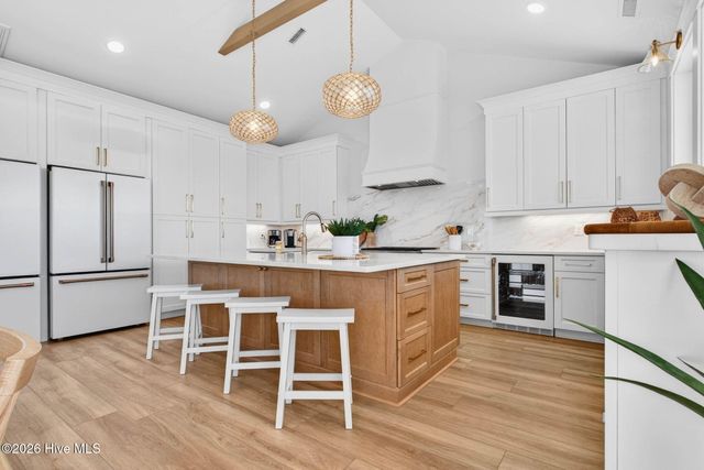 354 E First Street, Ocean Isle Beach, NC 28469