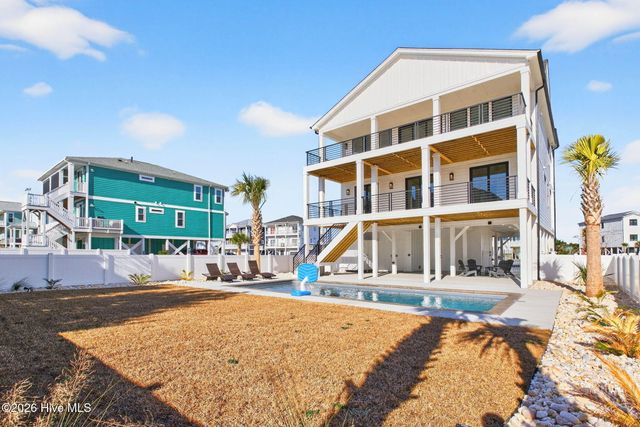 354 E First Street, Ocean Isle Beach, NC 28469