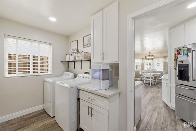 11102 Candlelight Court, Bakersfield, CA 93312
