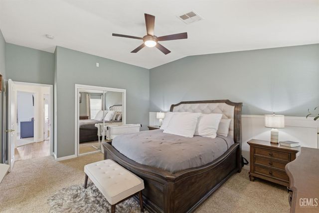 11102 Candlelight Court, Bakersfield, CA 93312