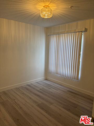 432 N Kenwood Street 214, Glendale, CA 91206